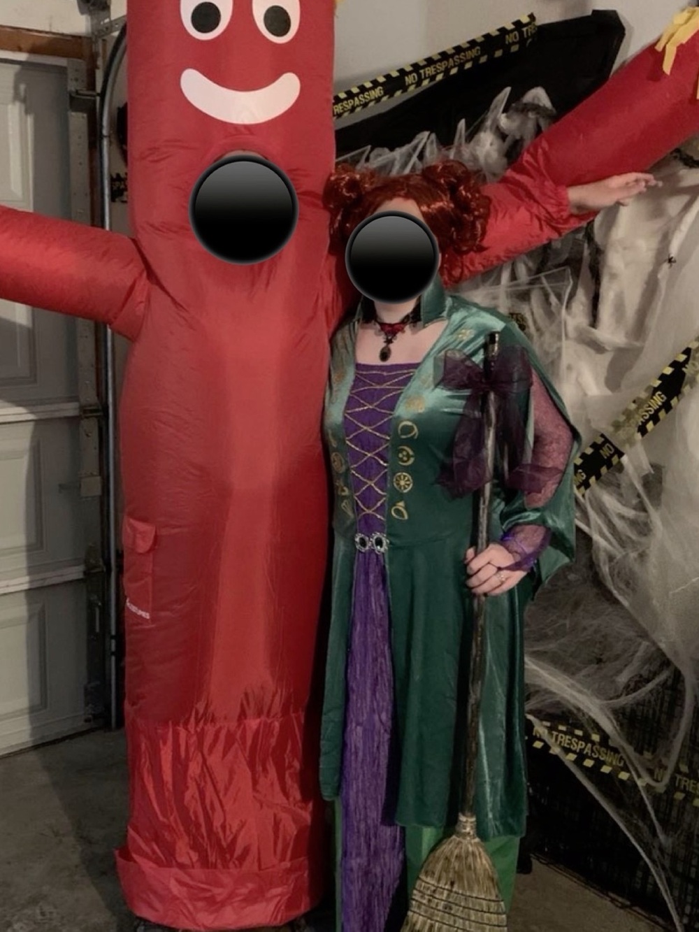 Hocus Pocus Winnifred Costume - Picture 6 of 6